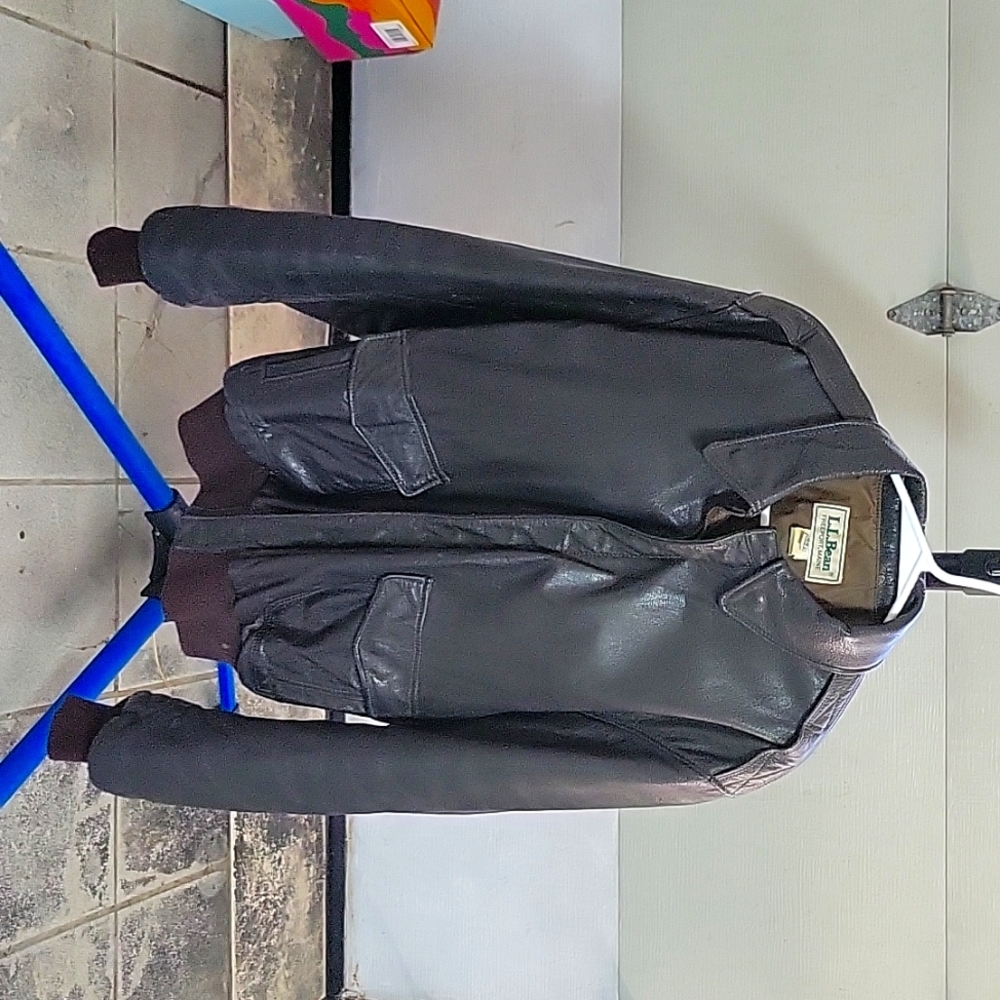 Ll Bean leather bomber jacket